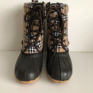 Natural Reflections SNOWPAC PLAID boots size 8